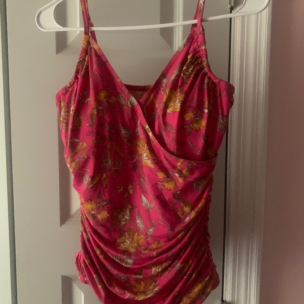 Tankini swim top